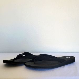 SO Black Flip Flops